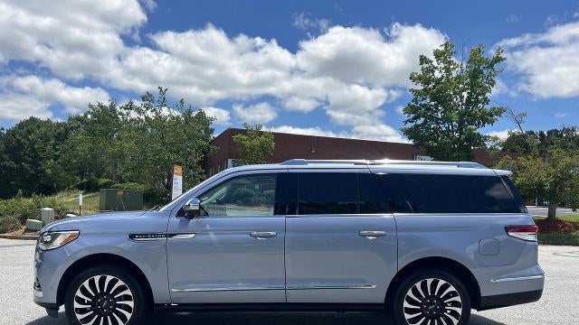 2023 Lincoln Navigator L Black Label
