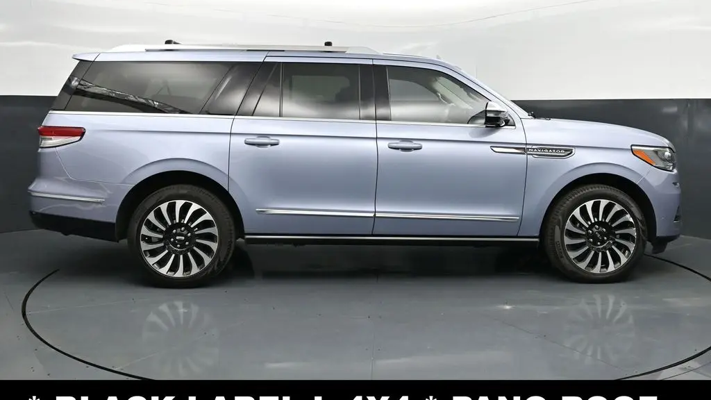 2023 Lincoln Navigator L Black Label