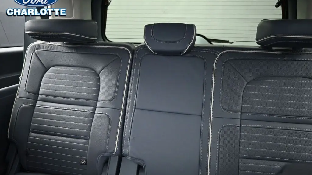 2023 Lincoln Navigator L Black Label