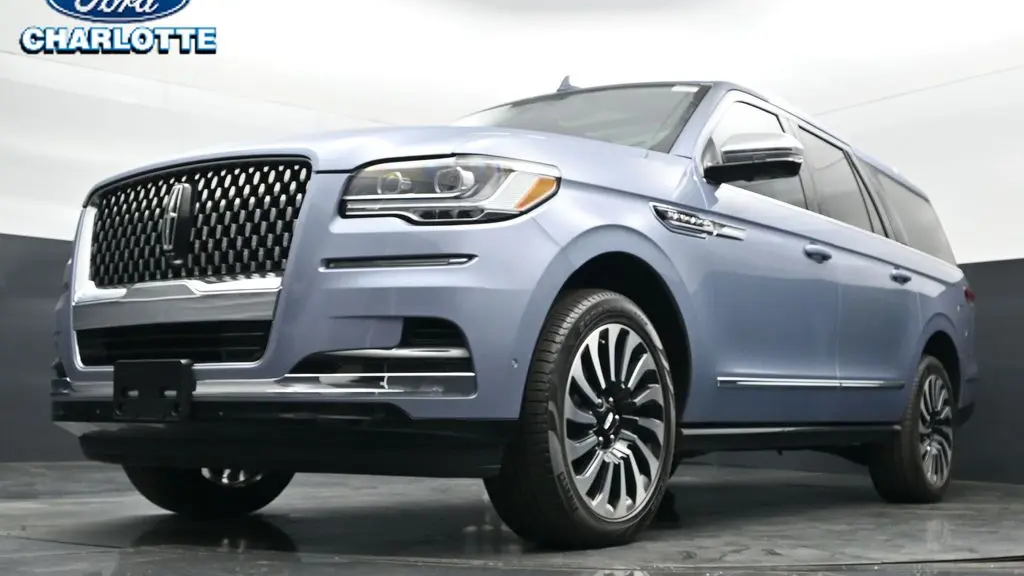 2023 Lincoln Navigator L Black Label