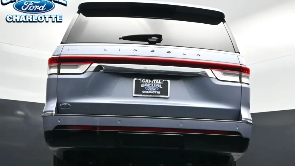 2023 Lincoln Navigator L Black Label