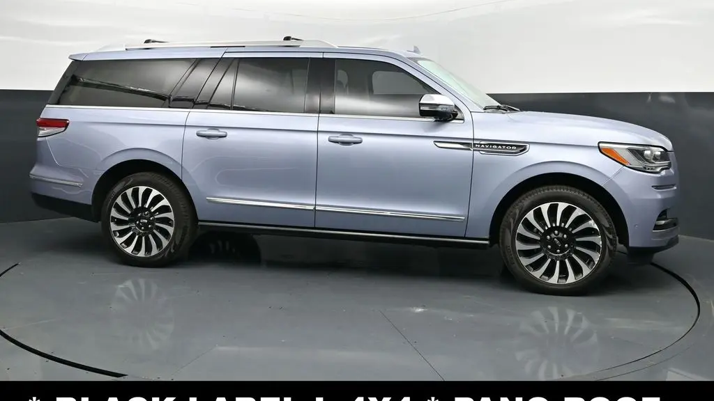 2023 Lincoln Navigator L Black Label