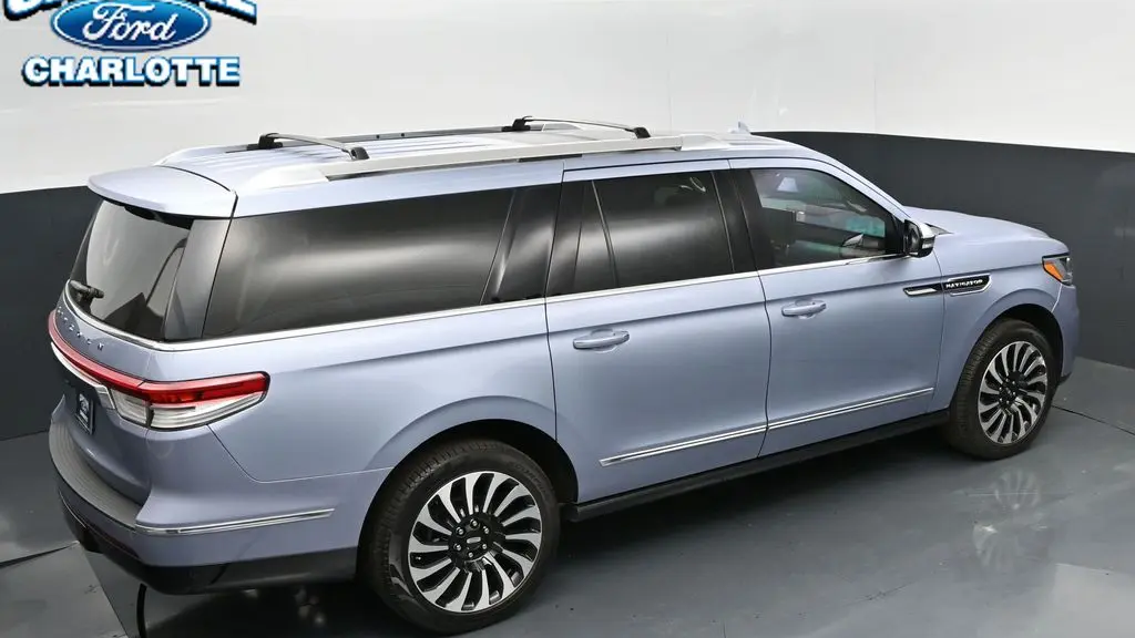 2023 Lincoln Navigator L Black Label