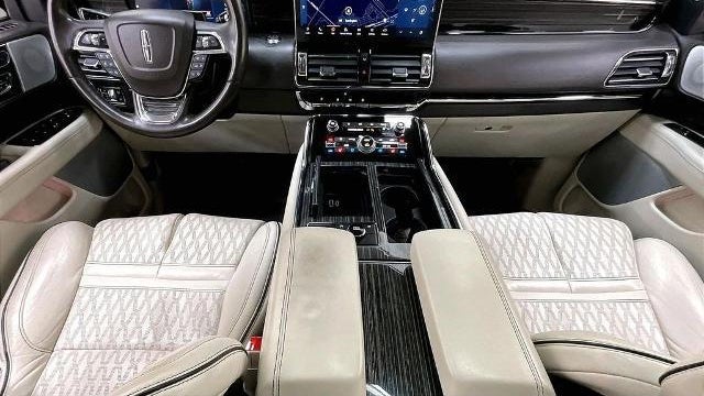 2023 Lincoln Navigator L Black Label