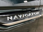 2023 Navigator L Thumbnail 8