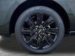 2023 Navigator L Thumbnail 9