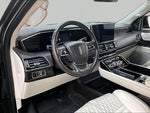 2023 Navigator L Thumbnail 14