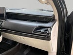 2023 Navigator L Thumbnail 17