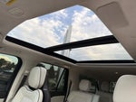 2023 Navigator L Thumbnail 30