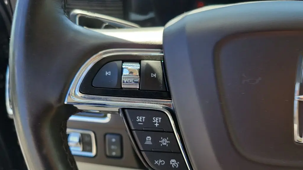 2023 Lincoln Navigator L Black Label