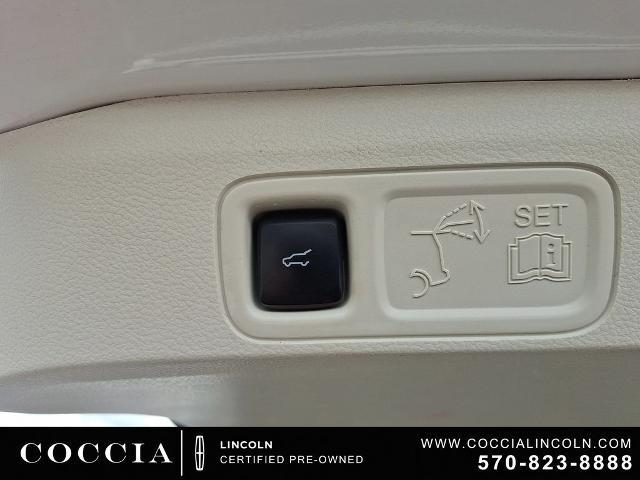 2024 Lincoln Navigator - $59,990