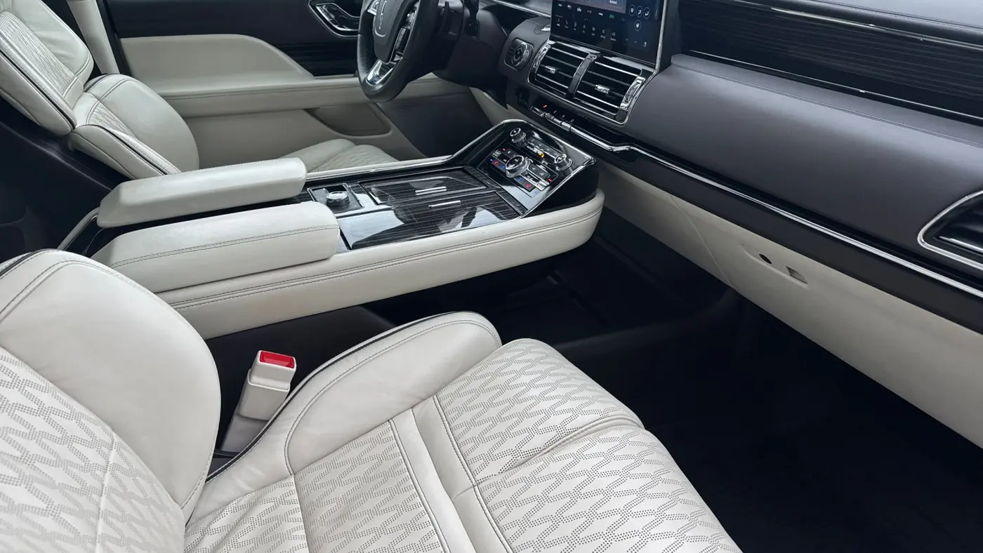 2024 Lincoln Navigator L Black Label