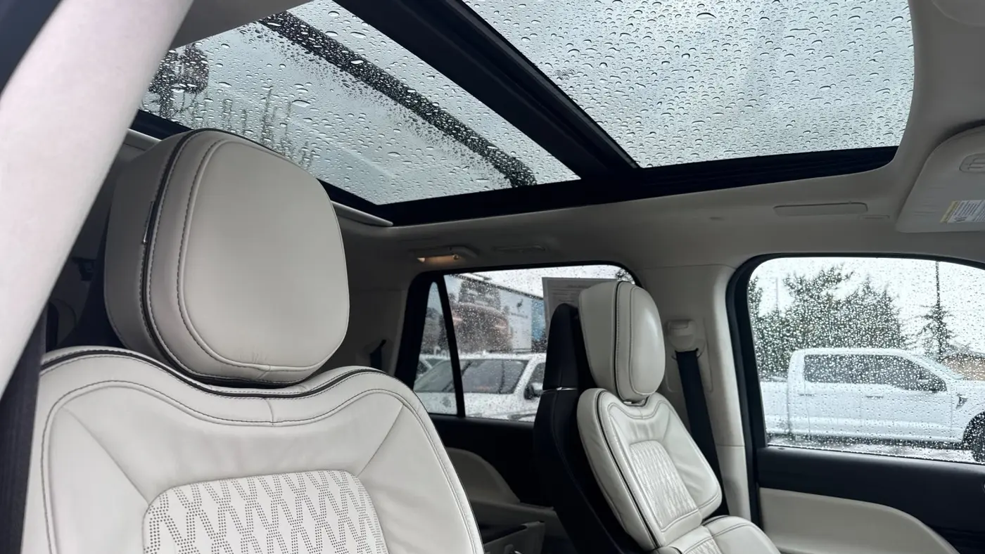 2024 Lincoln Navigator L Black Label