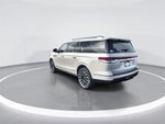 2024 Navigator L Thumbnail 6