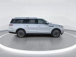 2024 Navigator L Thumbnail 9