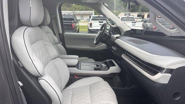 2025 Lincoln Navigator L Black Label