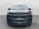 2025 Navigator L Thumbnail 6