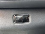 2025 Navigator L Thumbnail 23