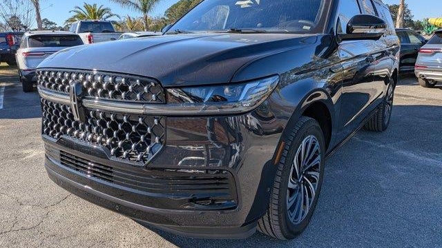 2025 Lincoln Navigator L Black Label