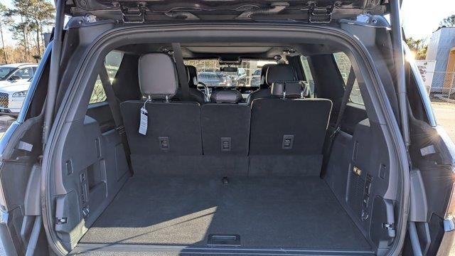 2025 Lincoln Navigator L Black Label