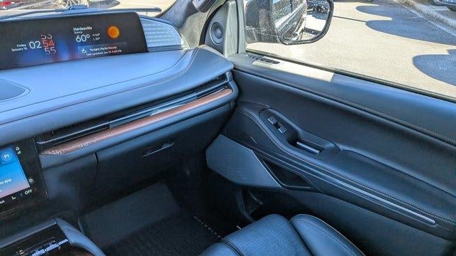 2025 Lincoln Navigator L Black Label
