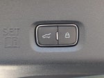 2025 Navigator L Thumbnail 15