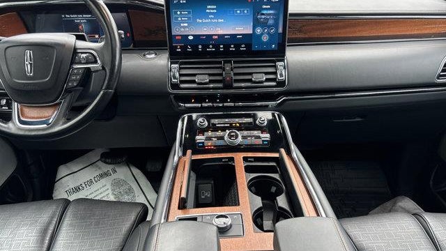 2023 Lincoln Navigator L Black Label