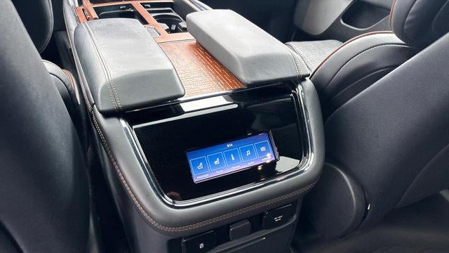 2023 Lincoln Navigator L Black Label