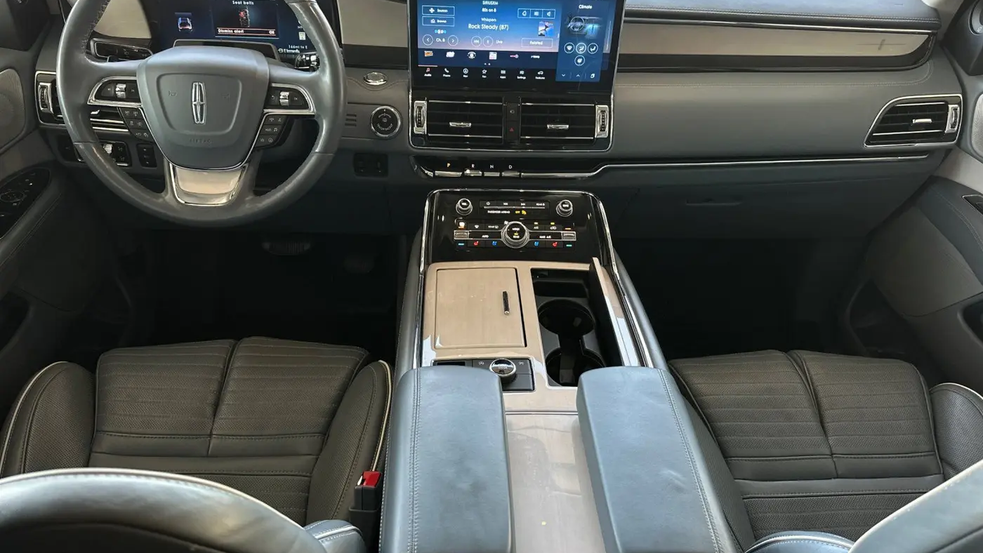 2023 Lincoln Navigator L Black Label