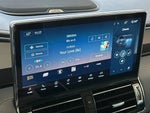 2023 Navigator L Thumbnail 18