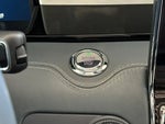 2023 Navigator L Thumbnail 23