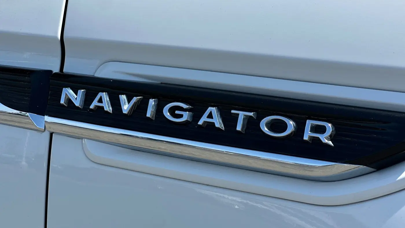 2023 Lincoln Navigator L Black Label