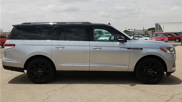 2023 Lincoln Navigator L Black Label