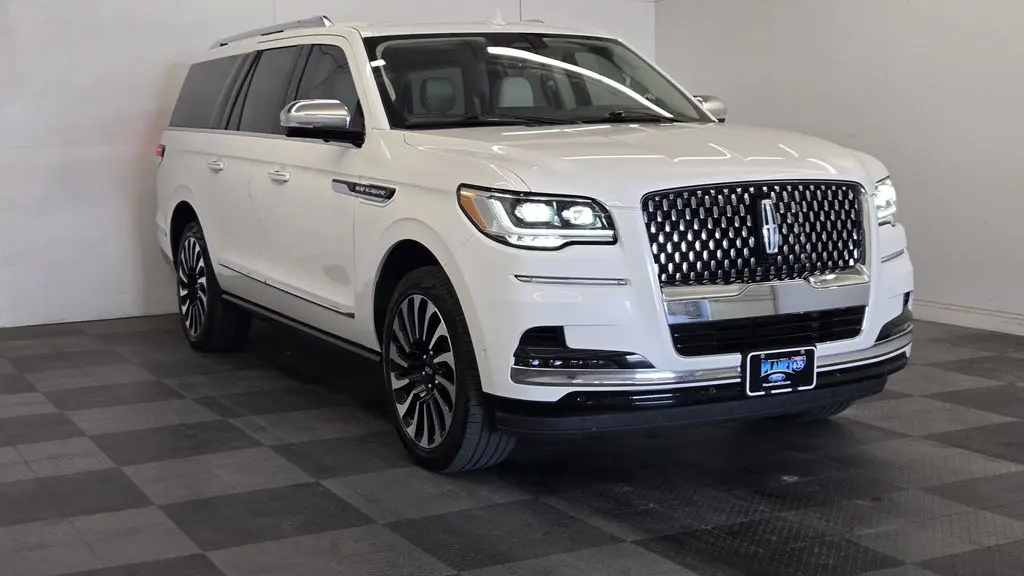 2024 Lincoln Navigator L Black Label