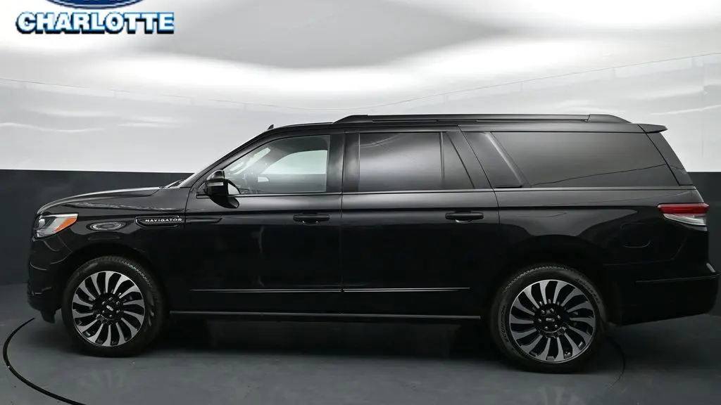 2024 Lincoln Navigator L Black Label