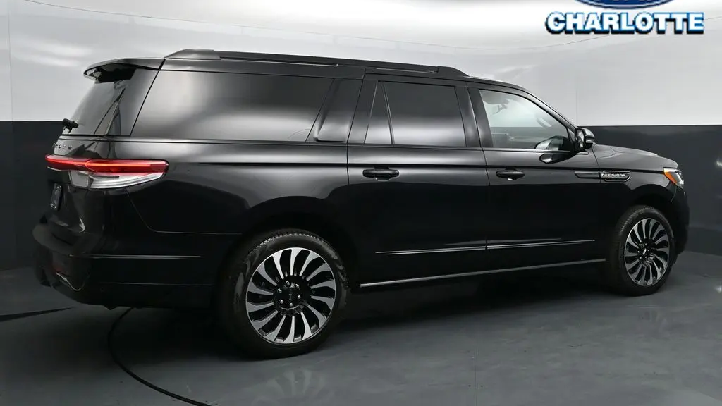 2024 Lincoln Navigator L Black Label