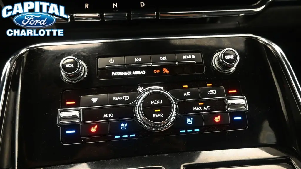 2024 Lincoln Navigator L Black Label
