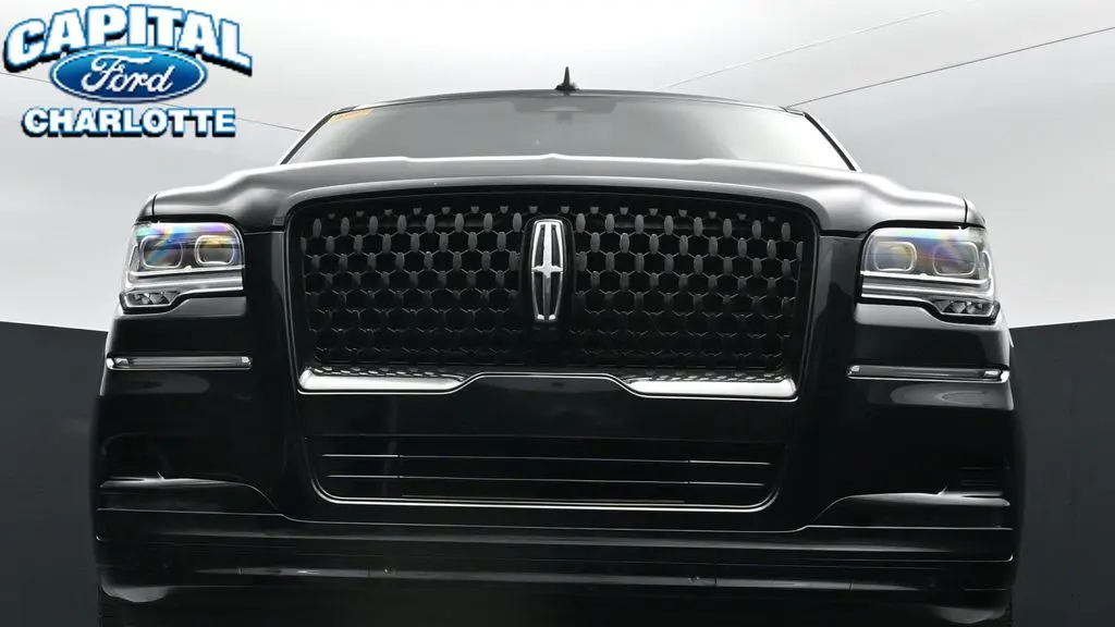 2024 Lincoln Navigator L Black Label