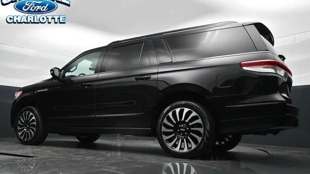 2024 Lincoln Navigator L Black Label