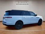 2024 Navigator L Thumbnail 5