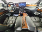 2024 Navigator L Thumbnail 10