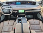 2025 Navigator L Thumbnail 32