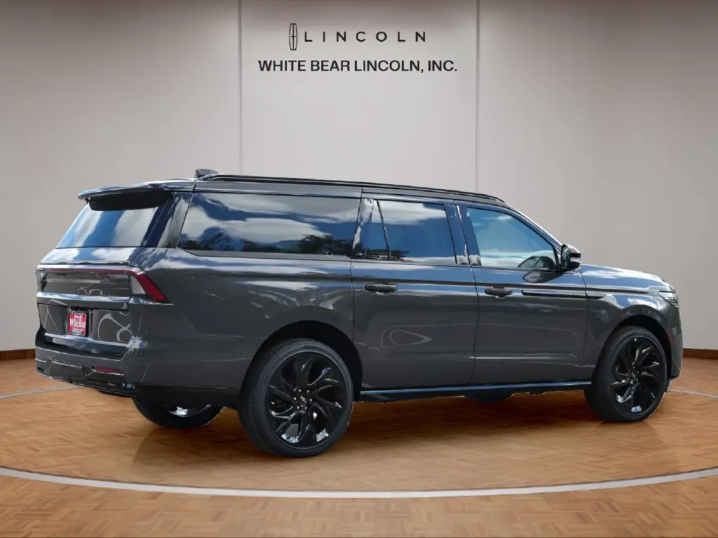 2026 Lincoln Navigator - $115,338
