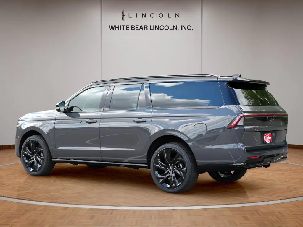 2026 Lincoln Navigator - $115,338