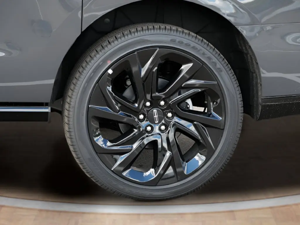 2026 Lincoln Navigator - $115,338
