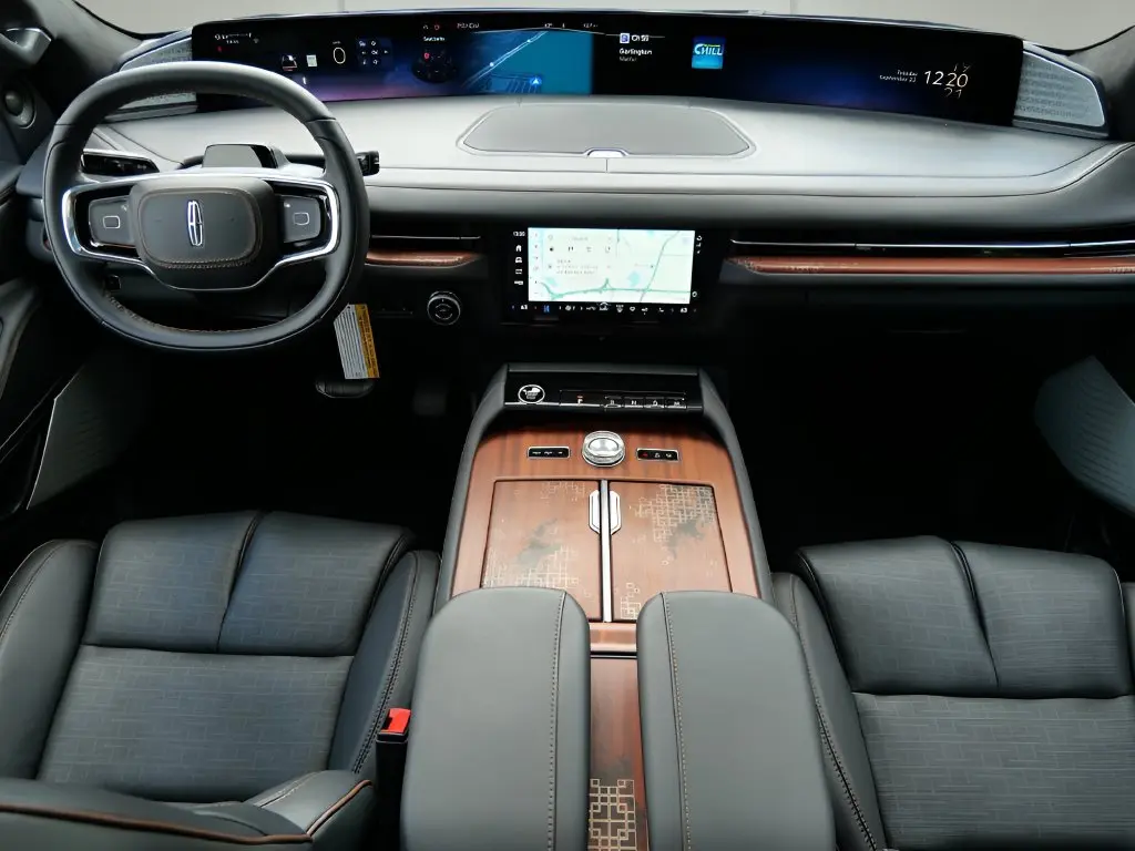2026 Lincoln Navigator - $115,338