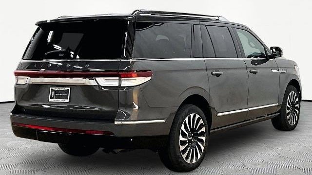 2023 Lincoln Navigator L Black Label