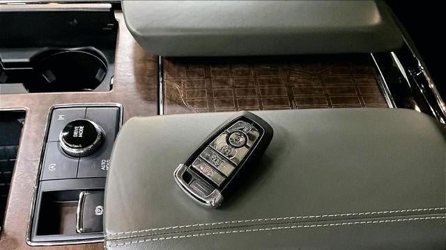 2023 Lincoln Navigator L Black Label
