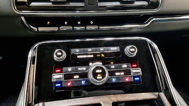 2023 Lincoln Navigator L Black Label