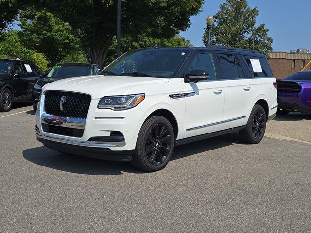 2023 Lincoln Navigator L Black Label — photo 1 of 24